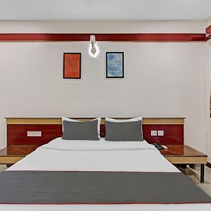 Collection O Sri Sai Ram Suites